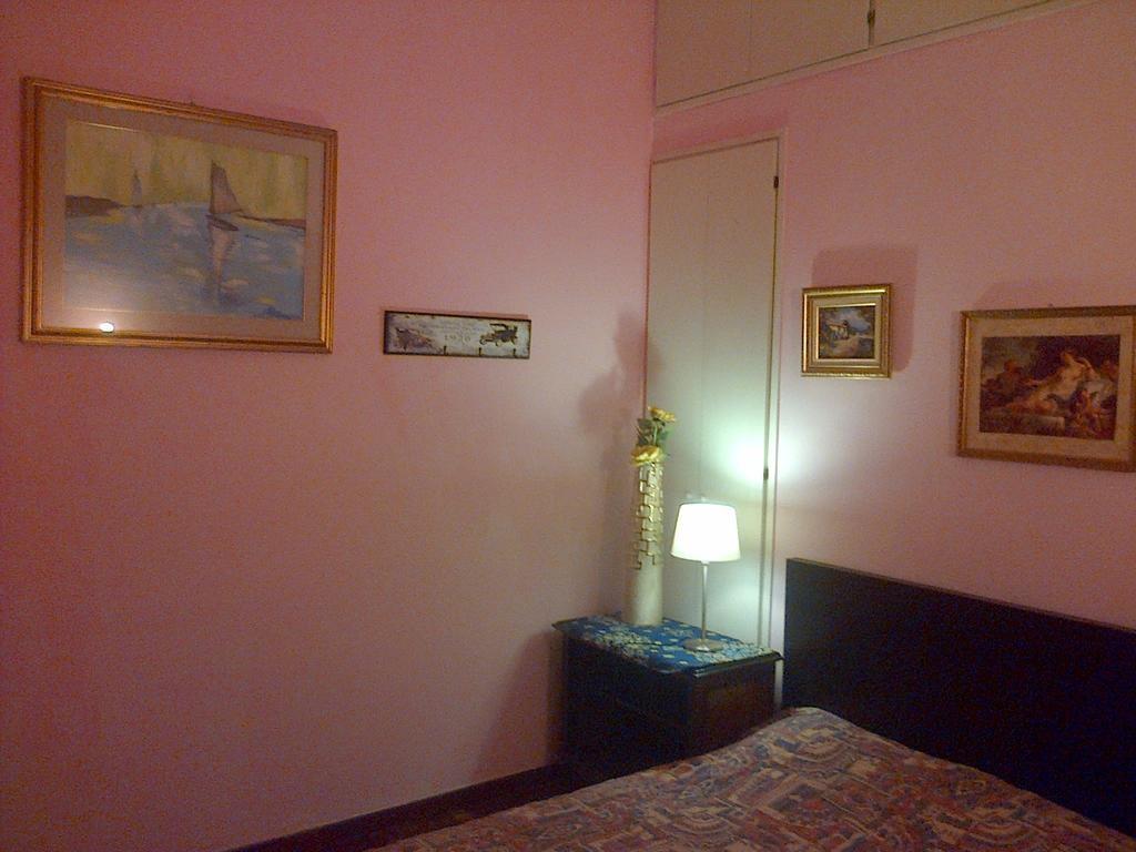 Hard Rock Rooms Rome Exterior photo